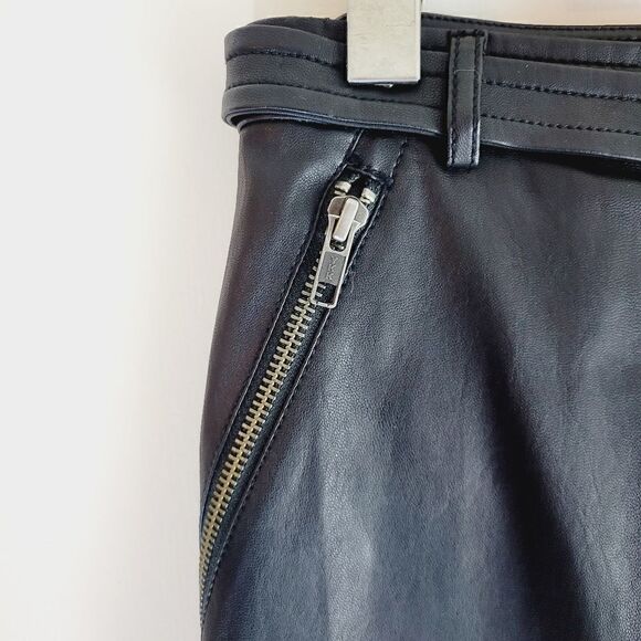 Guess Pleather NWOT rocker biker bad b*tch pencil skirt - Picture 3 of 11
